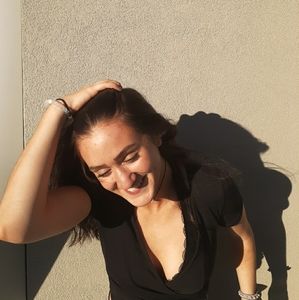 Meet your Posher, Maile